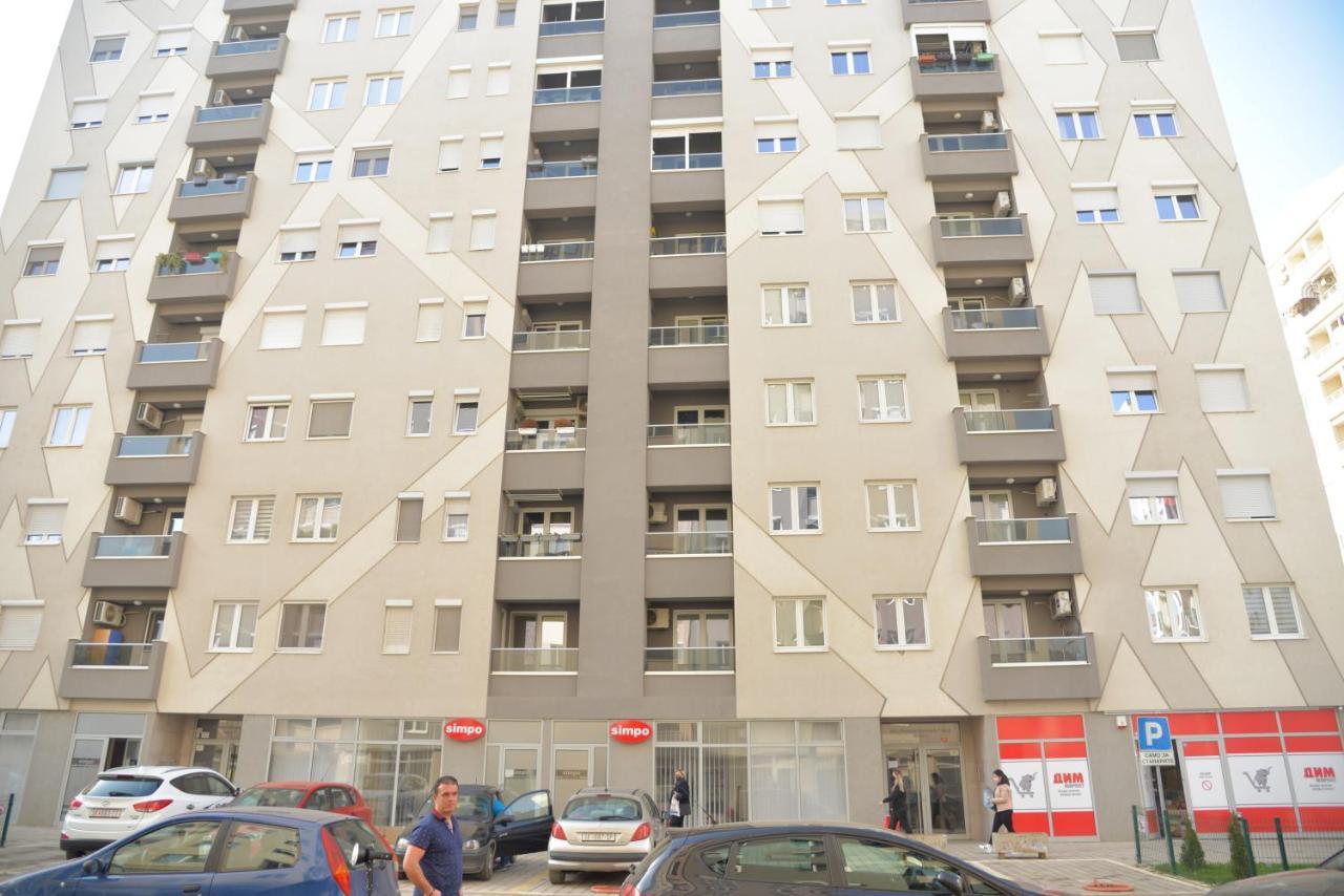 Stylish Violet & Modern Apartment Skopje Exterior photo